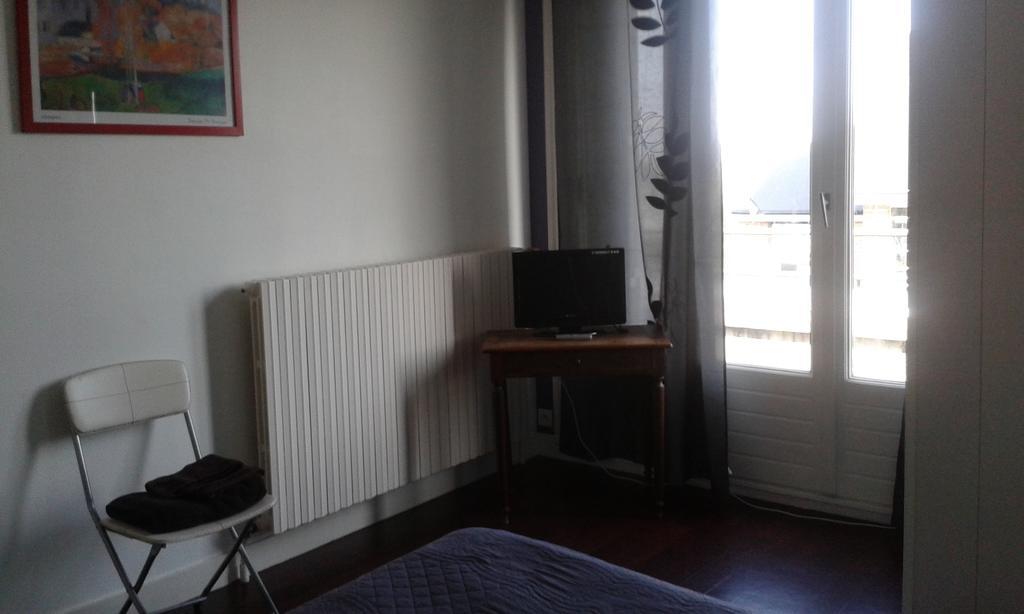 Hotel Moderne Viré Habitación foto